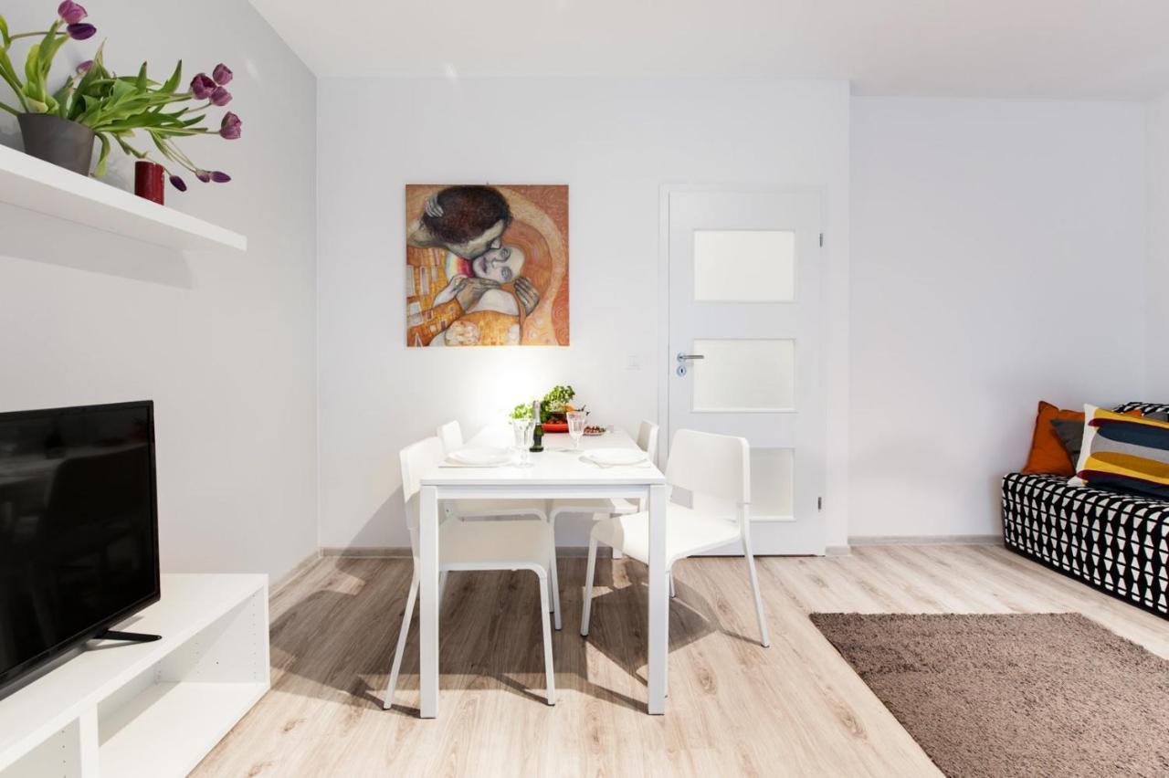 Project Comfort Apartament Dywizjonu 303 175/8 Warszawa Apartment Exterior foto